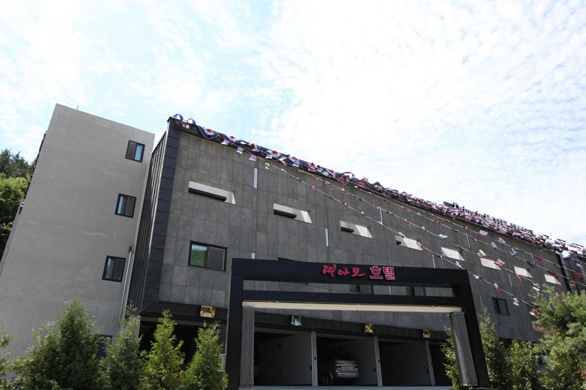 Drive In Hotel Tiamo Pocheon Buitenkant foto
