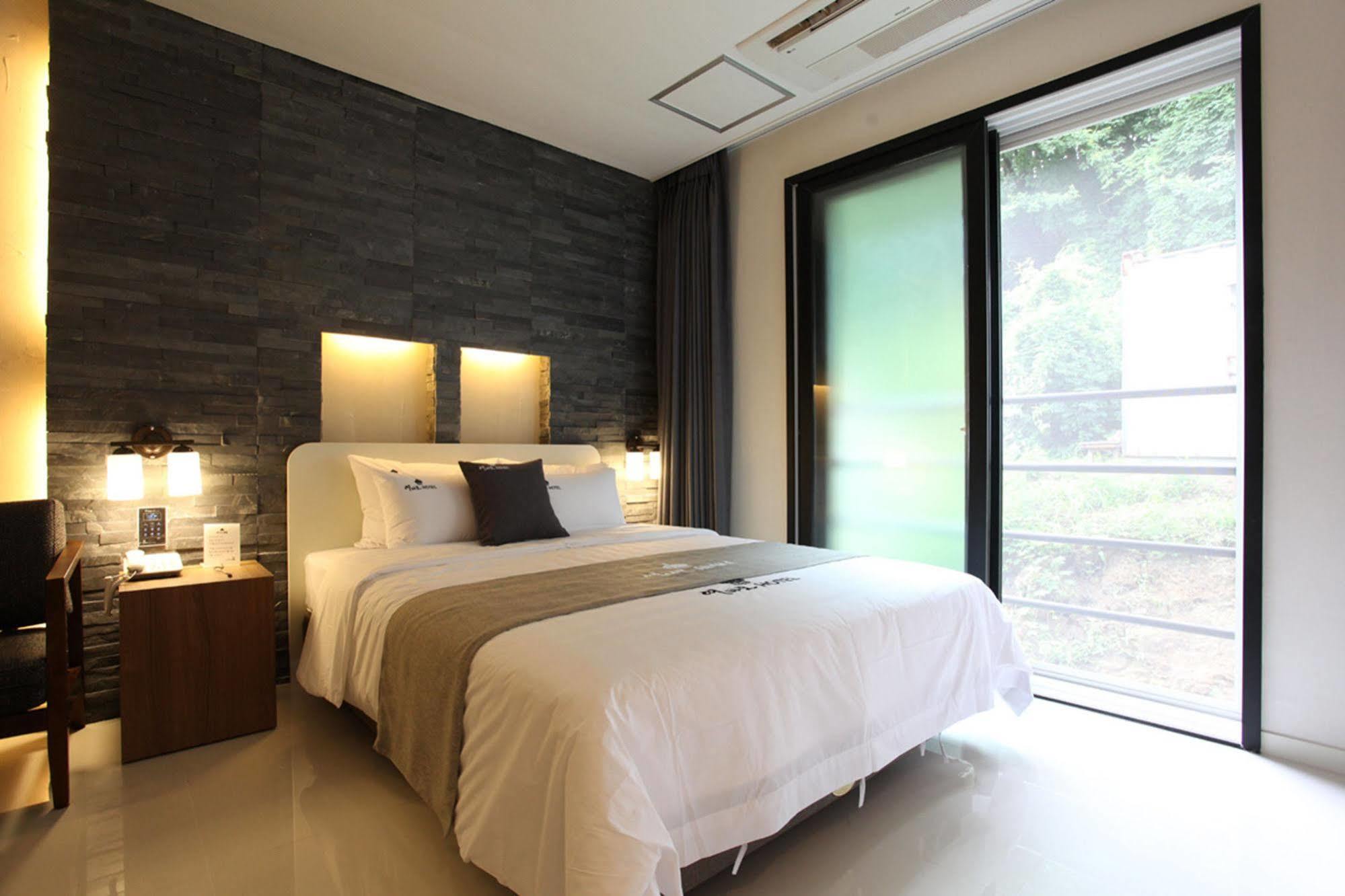 Drive In Hotel Tiamo Pocheon Buitenkant foto