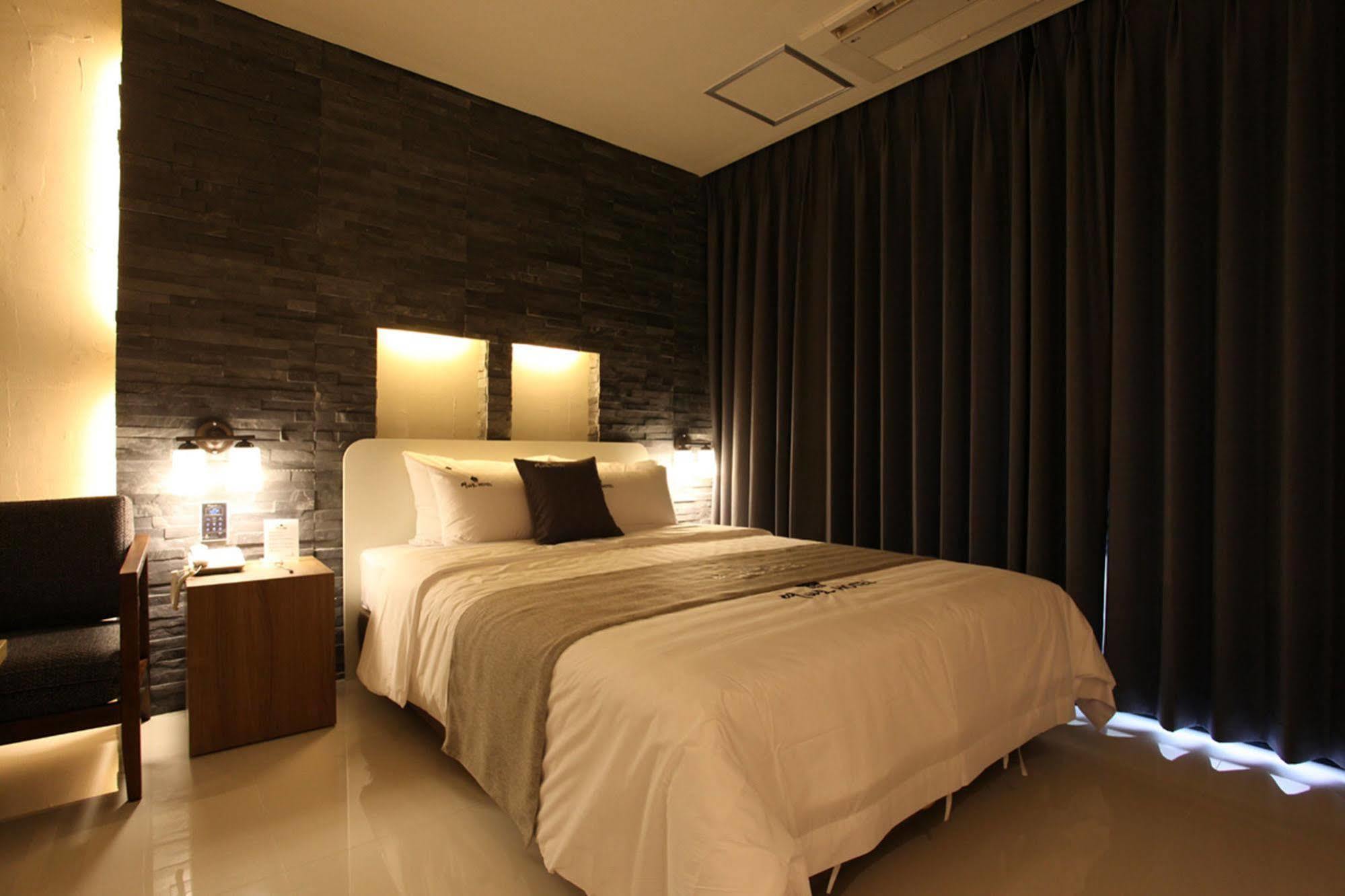 Drive In Hotel Tiamo Pocheon Buitenkant foto