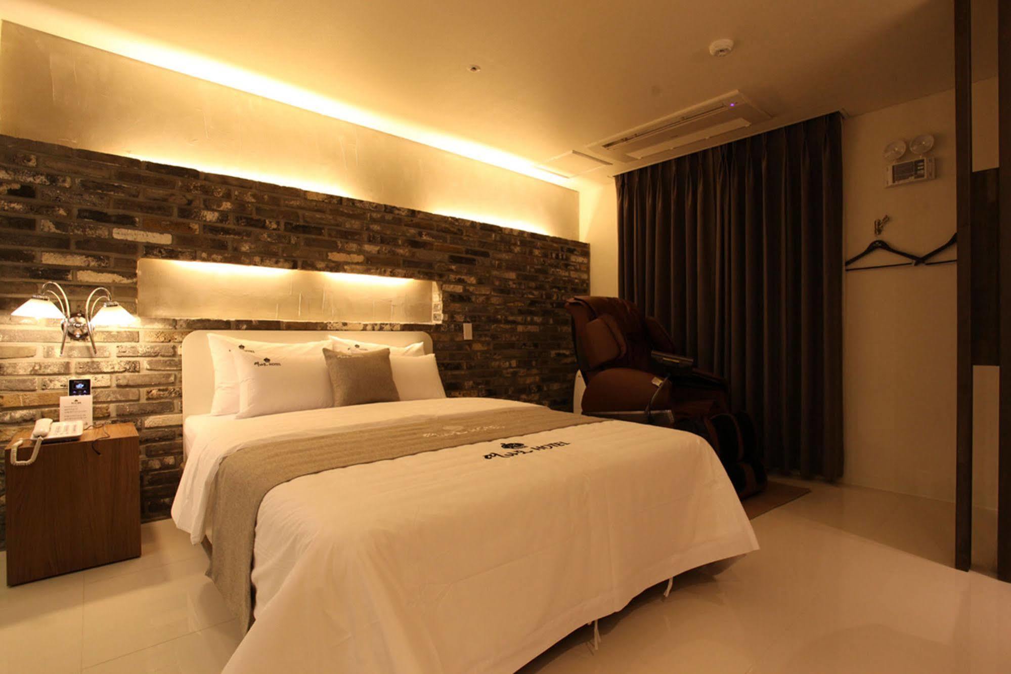 Drive In Hotel Tiamo Pocheon Buitenkant foto